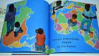 [Kadir Nelson] He's Got the Whole World in His Hands (2005) 1st Edition, 1st Printing