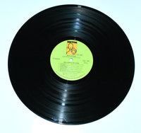 [12" Vinyl LP] NIKKI GIOVANNI (and The New York Community Choir) – LIKE A RIPPLE ON A POND (1973)